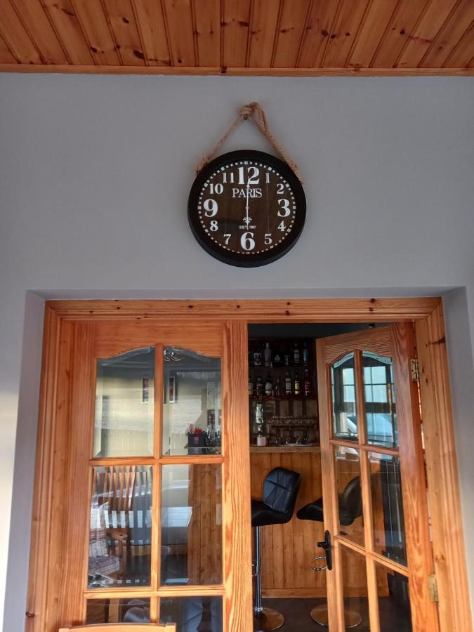 Evaron House Stranocum Luaran gambar